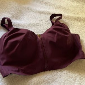 Victoria’s Secret zip front closure sport bra